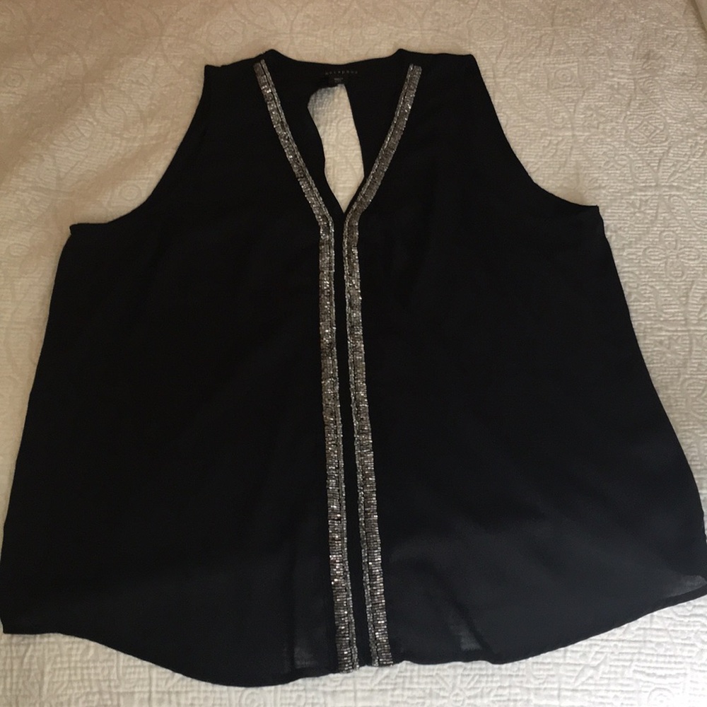 Sleeveless, SHEER, black Top!